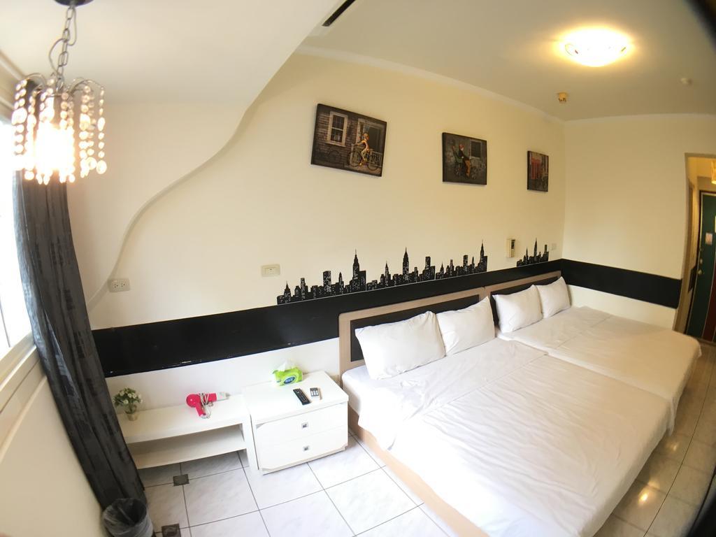 Fongchia Europe III Apartment Taichung Bagian luar foto