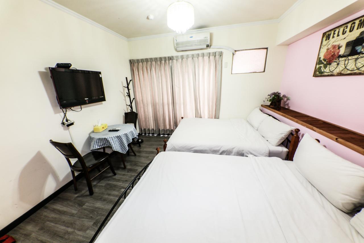 Fongchia Europe III Apartment Taichung Bagian luar foto